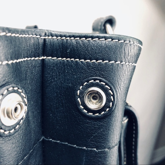 ‼️SOLD‼️ 90’s COACH PURSE IN EXCELLENT CONDITION - Picture 15 of 16